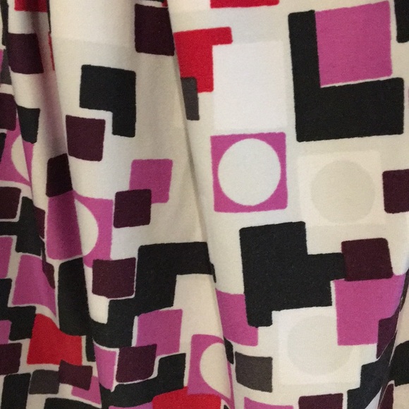 Blouse - Picture 2 of 3